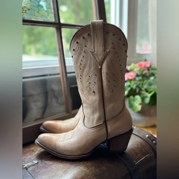 Idyllwind Leather Boots - Picture 2 of 13